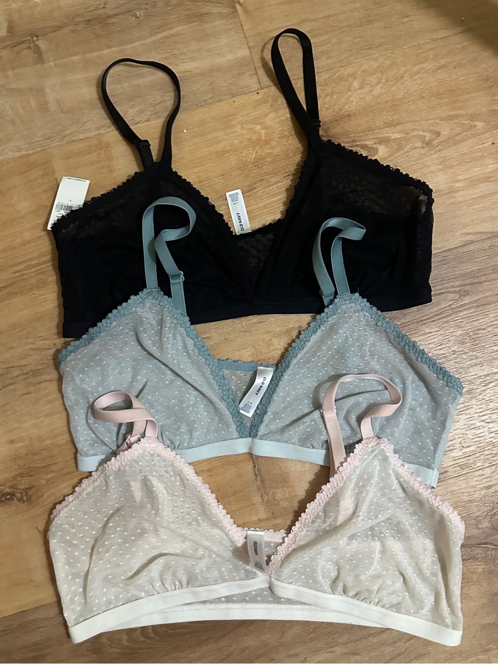 Set of 3 Cute, Lace Old Navy Bralettes Women’s Large